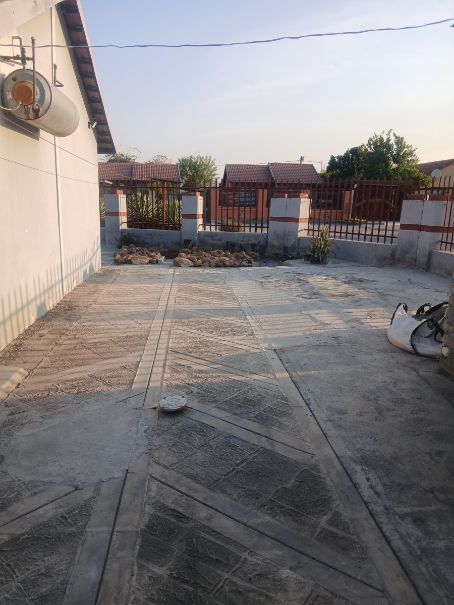 2 Bedroom Property for Sale in Meriting North West